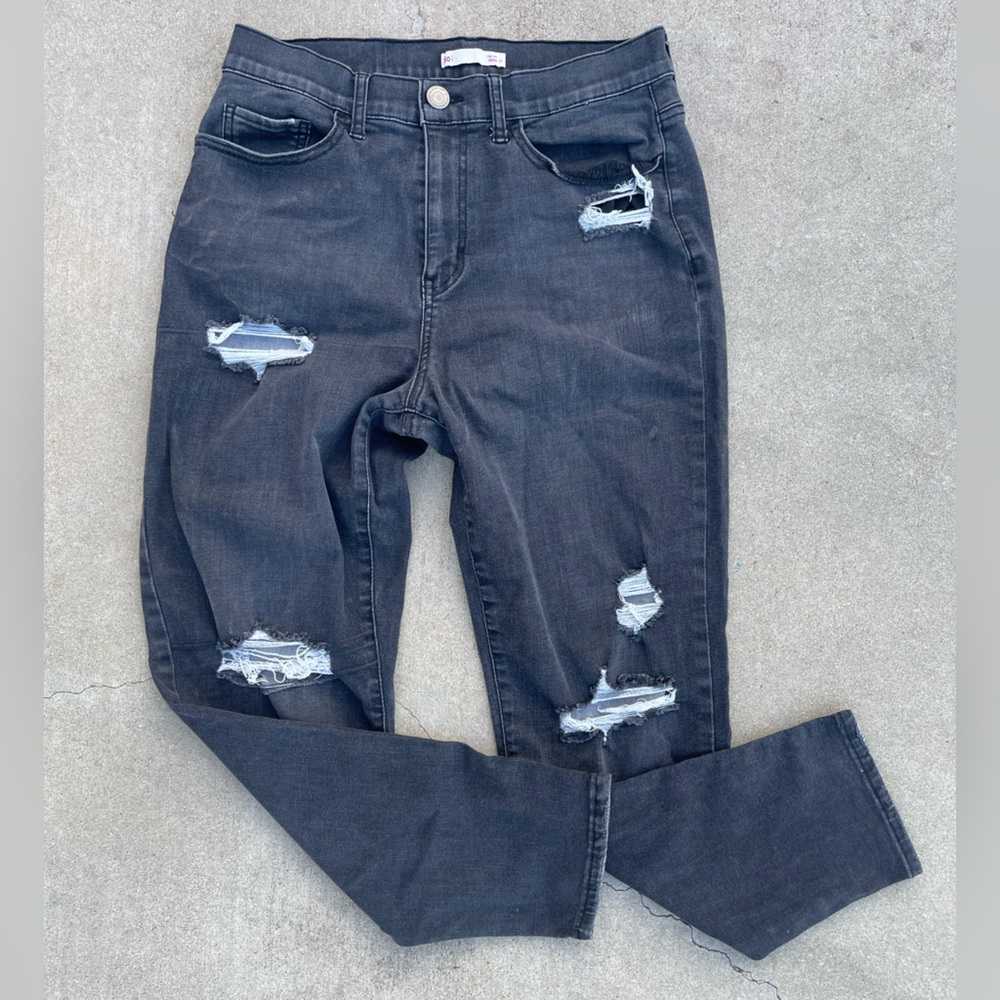 SO Juniors’ Hi-Rise Mom Jeans (Size 11)